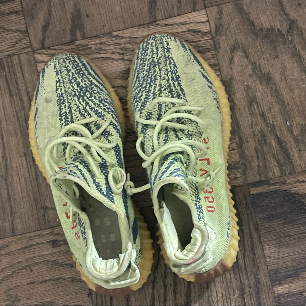 Yeezy Sneakers - Yellow and Blue